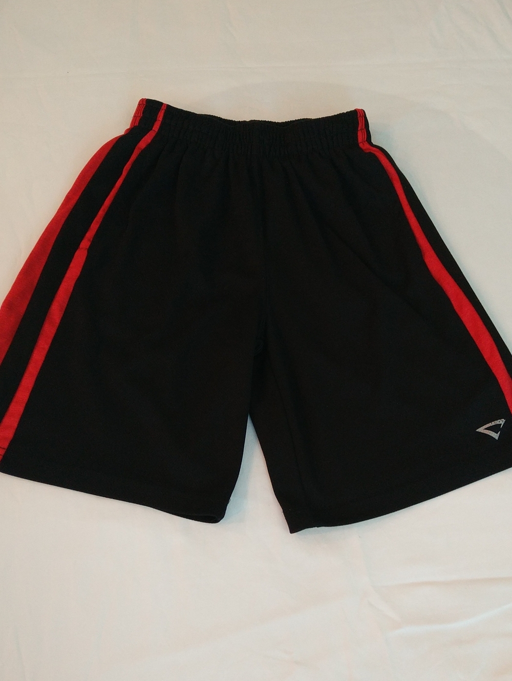 Cheetah Boys Black Athletic Shorts with Red Stripes Size M (10/12 )